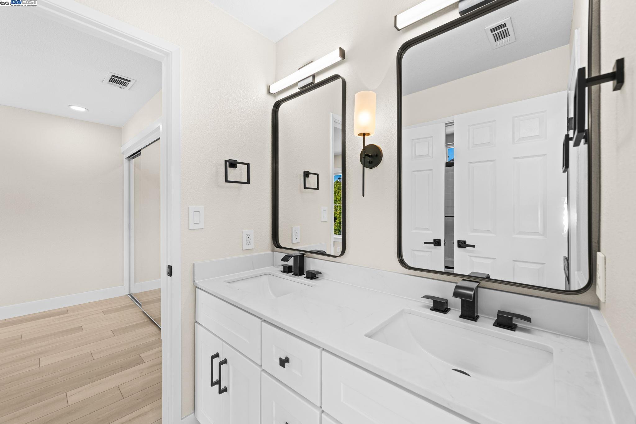 Dublin, California, 94568, United States, 3 Bedrooms Bedrooms, ,3 BathroomsBathrooms,Residential,For Sale,2006259