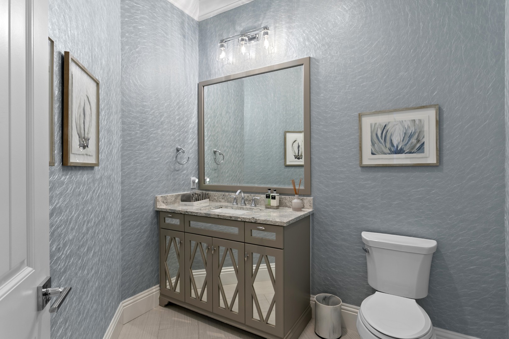 Tampa, Florida, 33629, United States, 5 Bedrooms Bedrooms, ,6 BathroomsBathrooms,Residential,For Sale,2008842