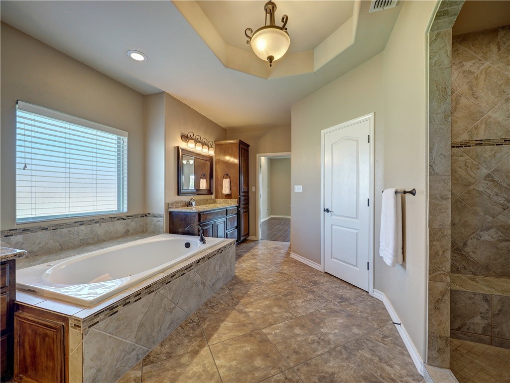 Corpus Christi, Texas, 78414, United States, 4 Bedrooms Bedrooms, ,3 BathroomsBathrooms,Residential,For Sale,1985457