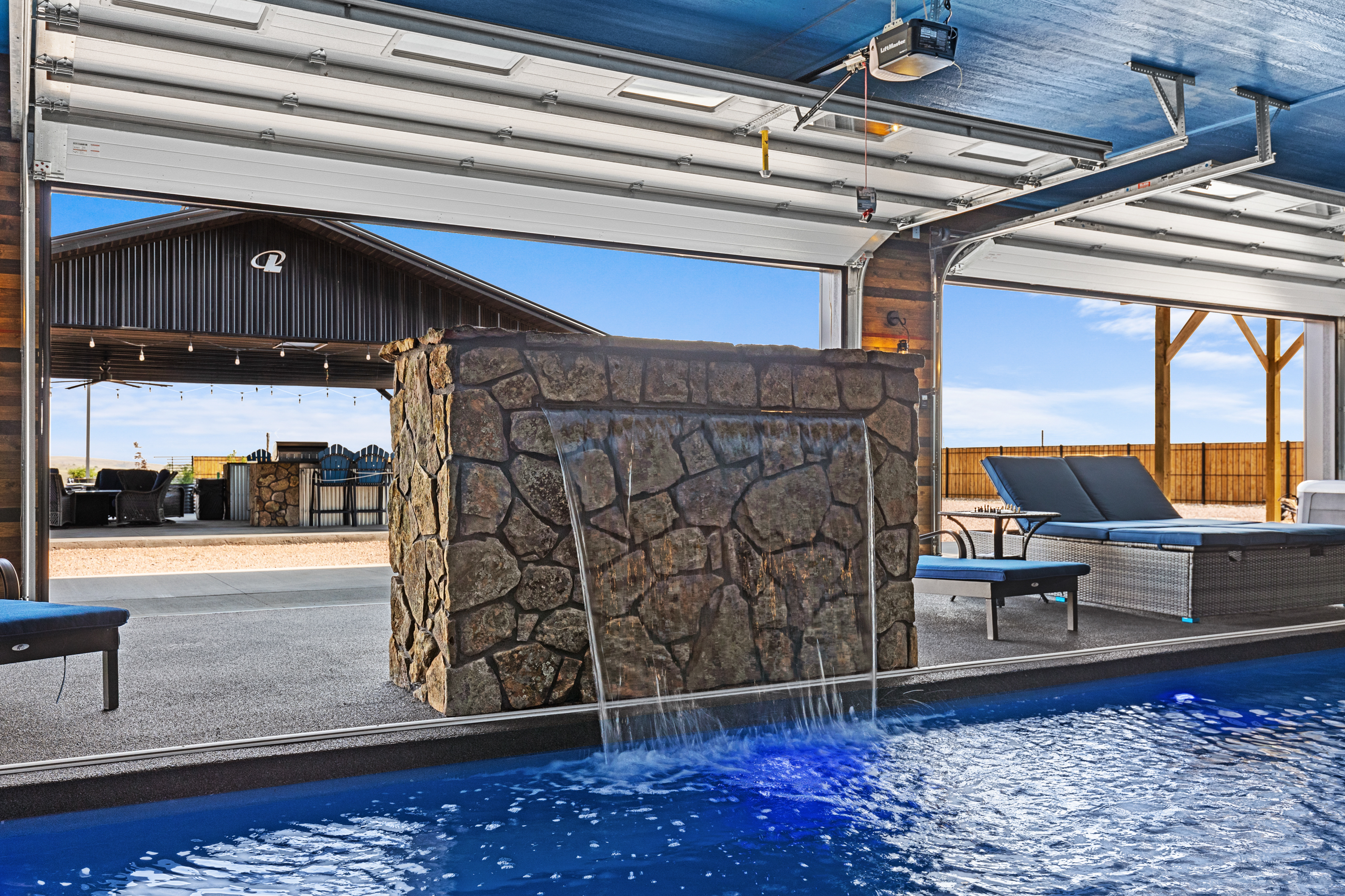 Hot Springs, South Dakota, 57747, United States, 6 Bedrooms Bedrooms, ,6 BathroomsBathrooms,Residential,For Sale,1978039