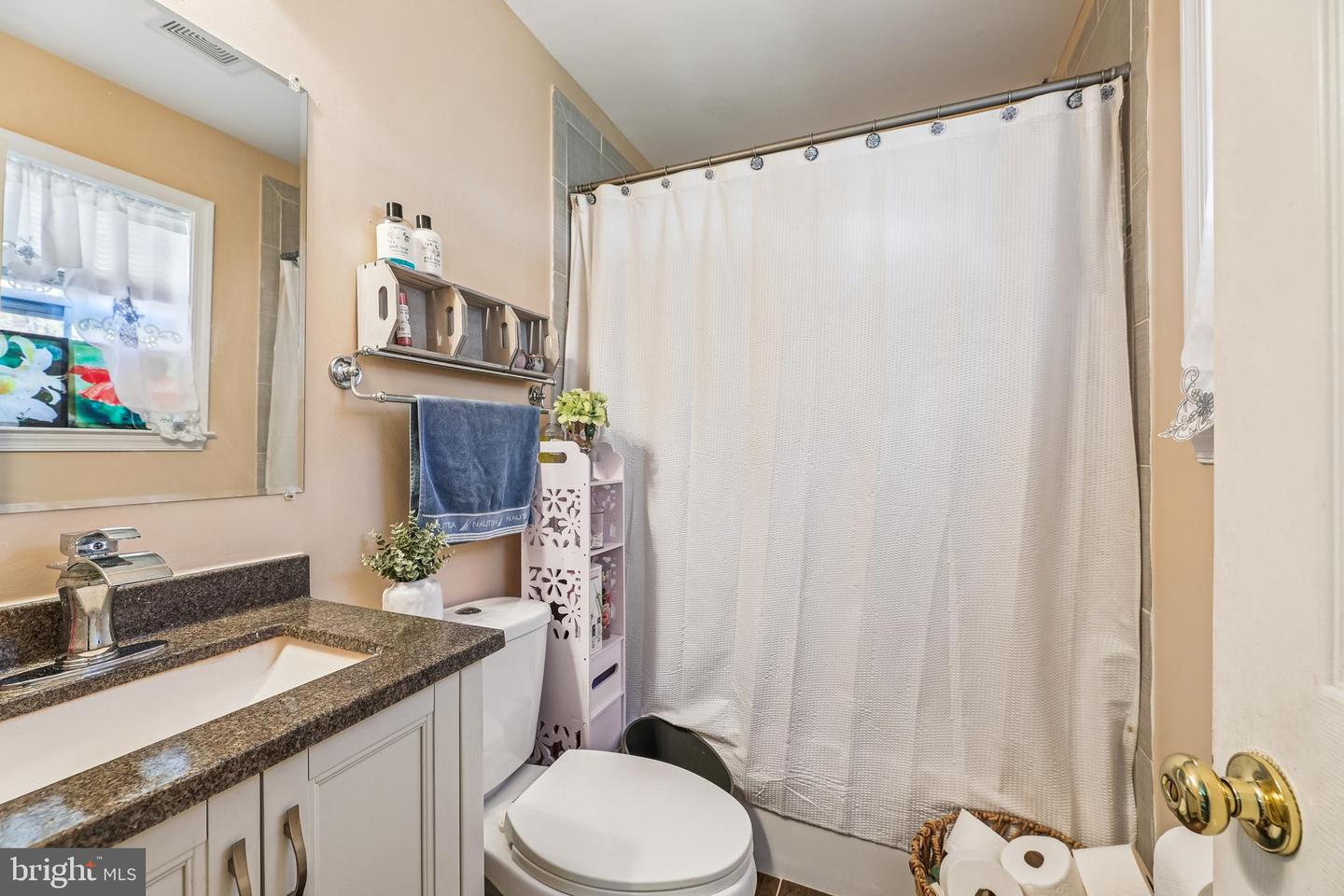 Temple Hills, Maryland, 20748, United States, 5 Bedrooms Bedrooms, ,3 BathroomsBathrooms,Residential,For Sale,1988025