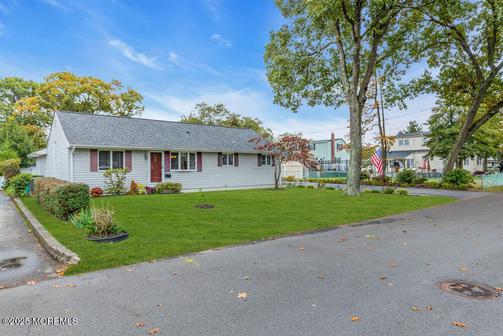 Hazlet, New Jersey, 07734, United States, 4 Bedrooms Bedrooms, ,2 BathroomsBathrooms,Residential,For Sale,1968911