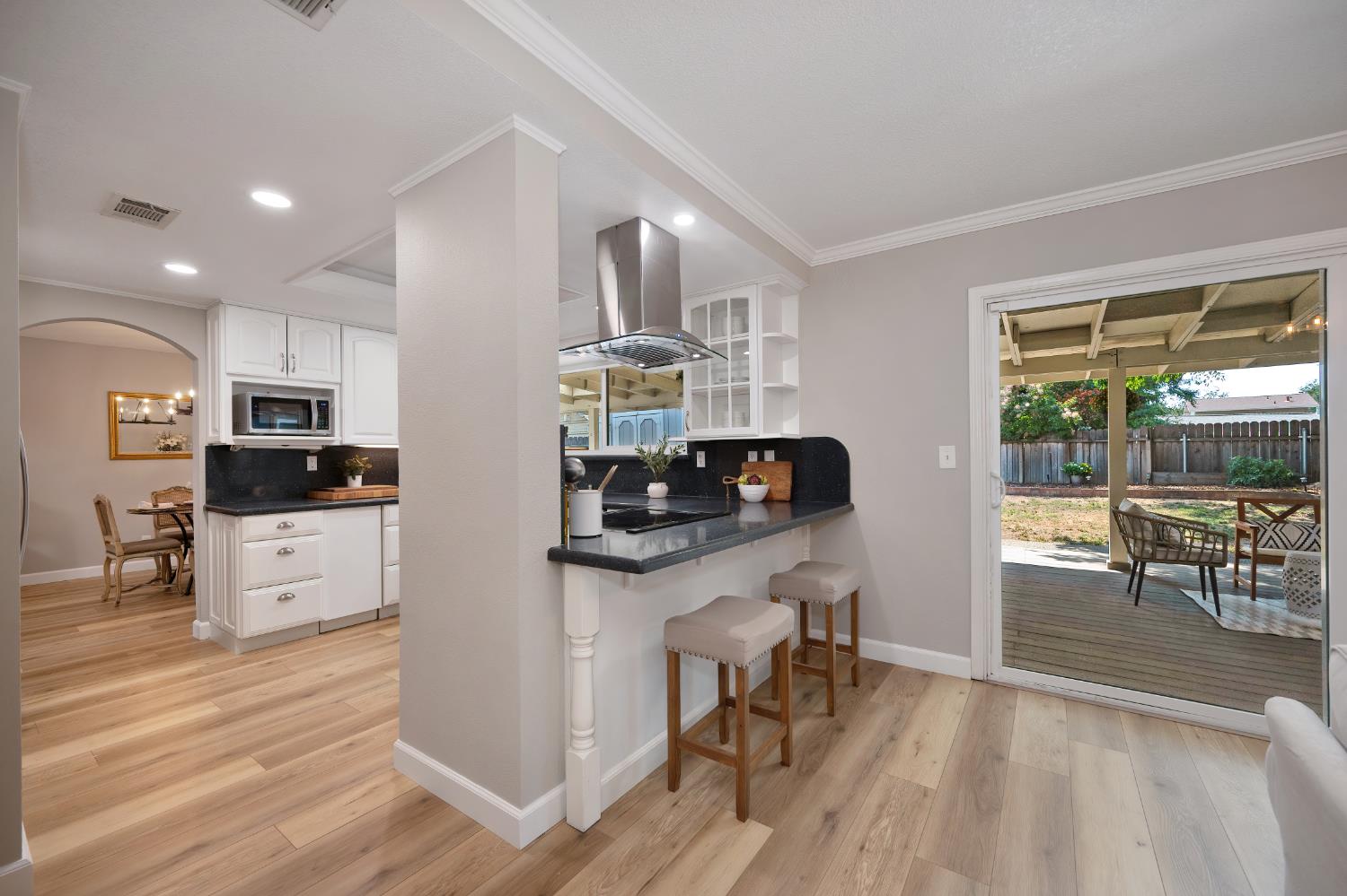 Sacramento, California, 95826, United States, 4 Bedrooms Bedrooms, ,3 BathroomsBathrooms,Residential,For Sale,1939461