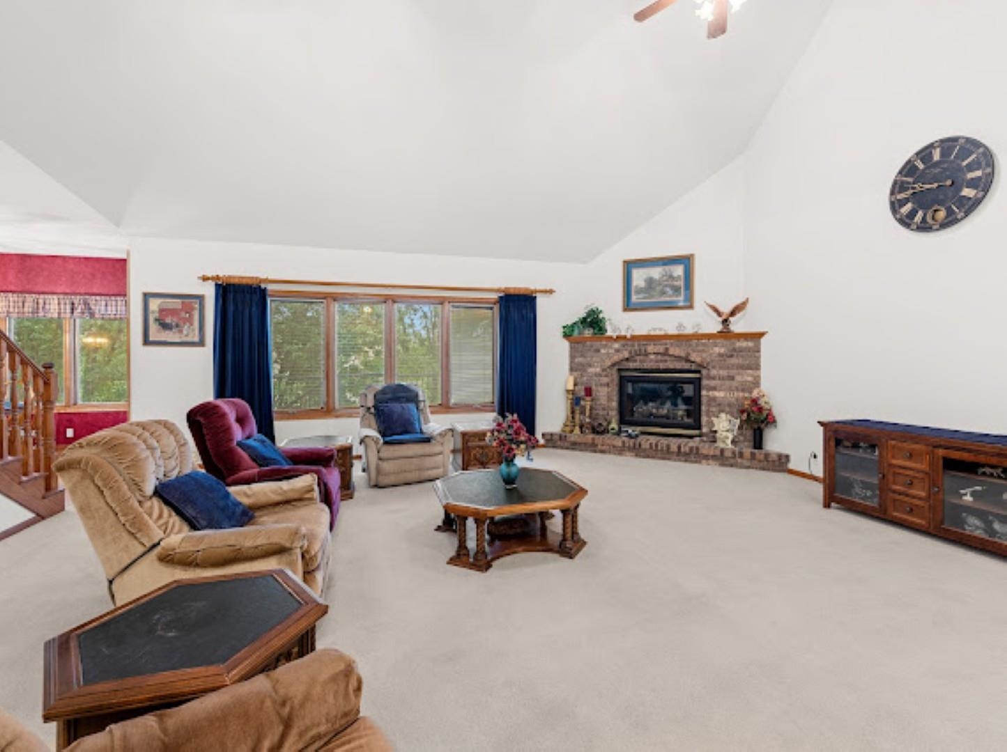 Salina, Kansas, 67401, United States, 4 Bedrooms Bedrooms, ,4 BathroomsBathrooms,Residential,For Sale,1932172