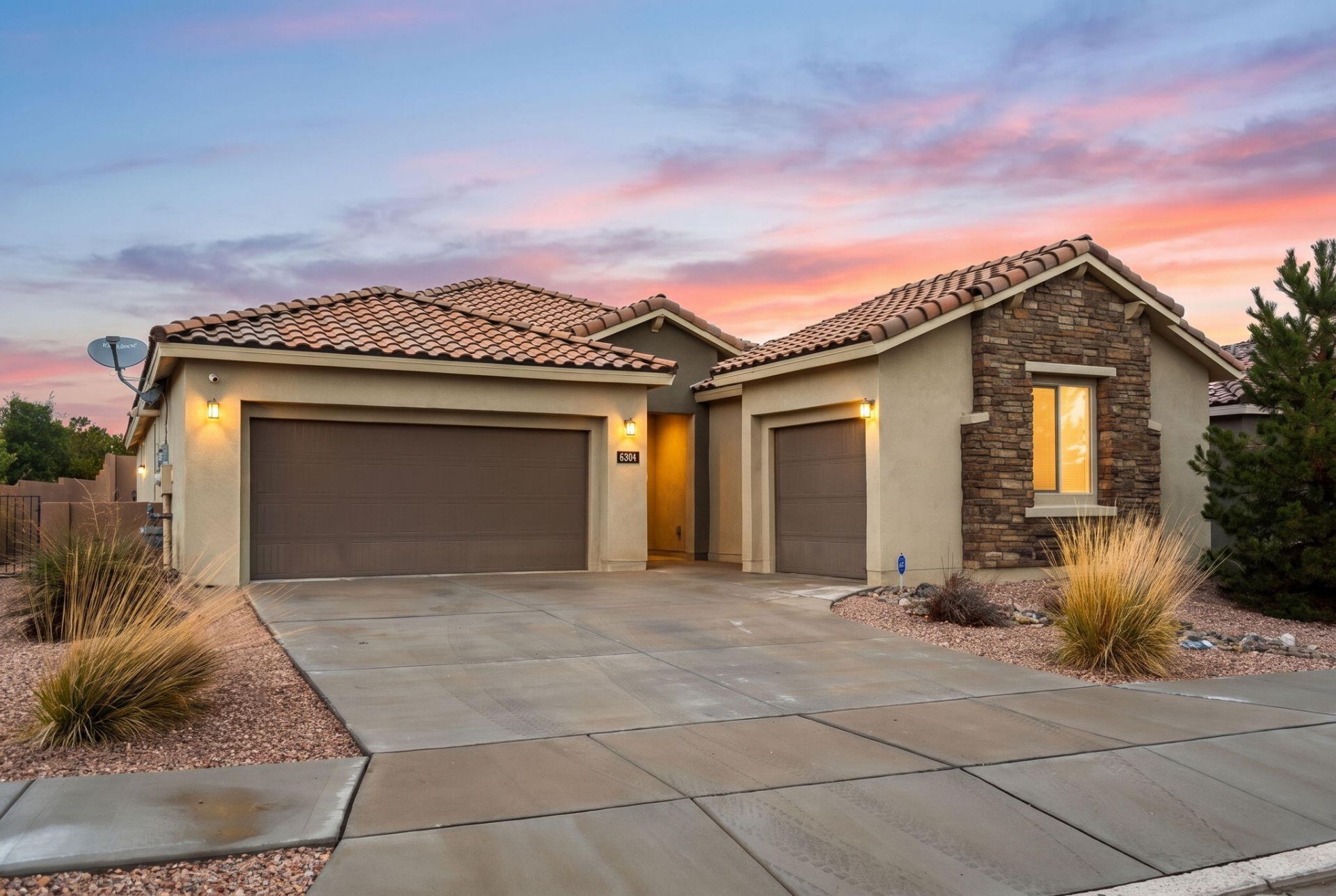 Acadia Ln, Rio Rancho, NM 87144