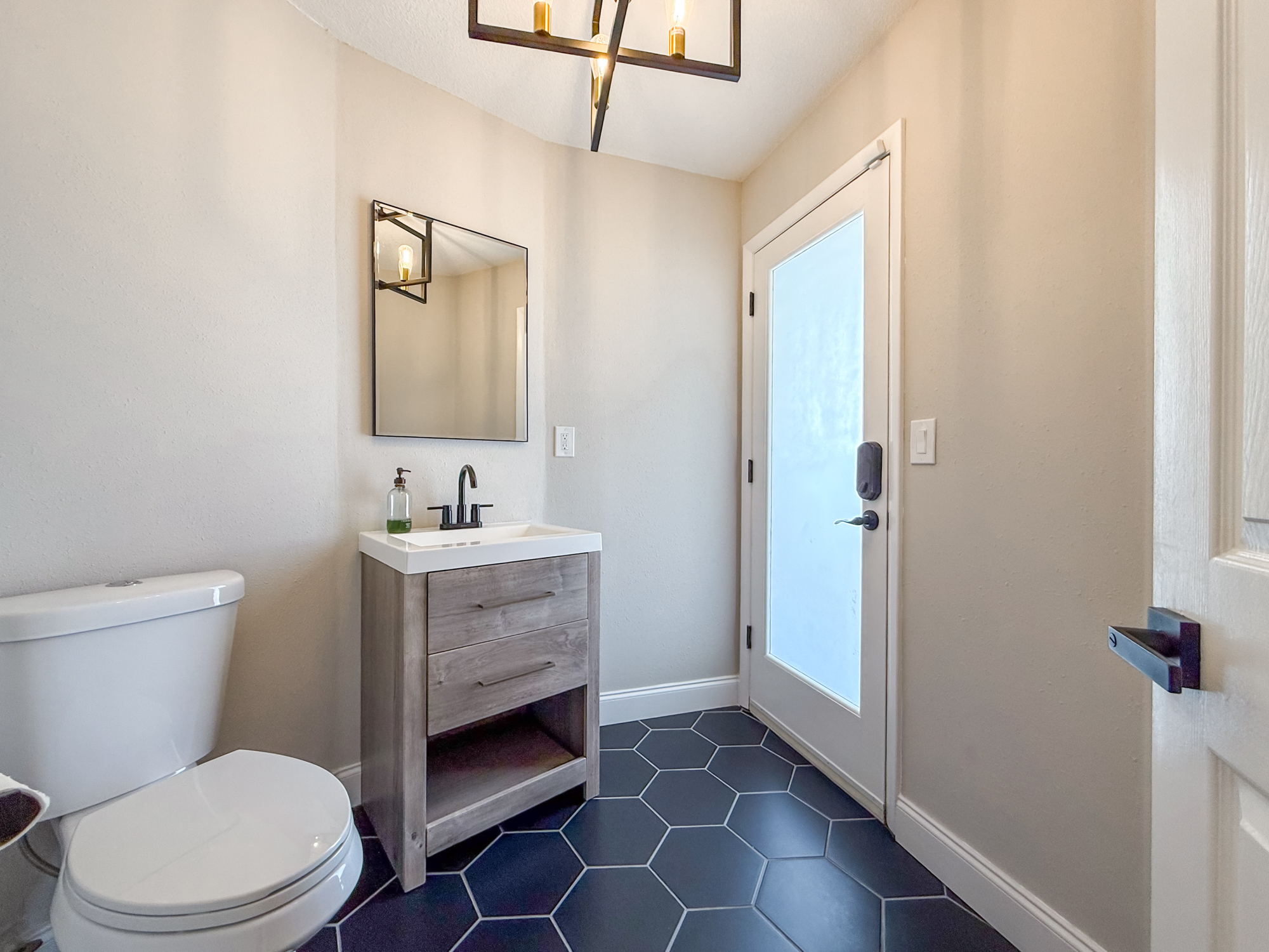 Apollo Beach, Florida, 33572, United States, 4 Bedrooms Bedrooms, ,4 BathroomsBathrooms,Residential,For Sale,1977778