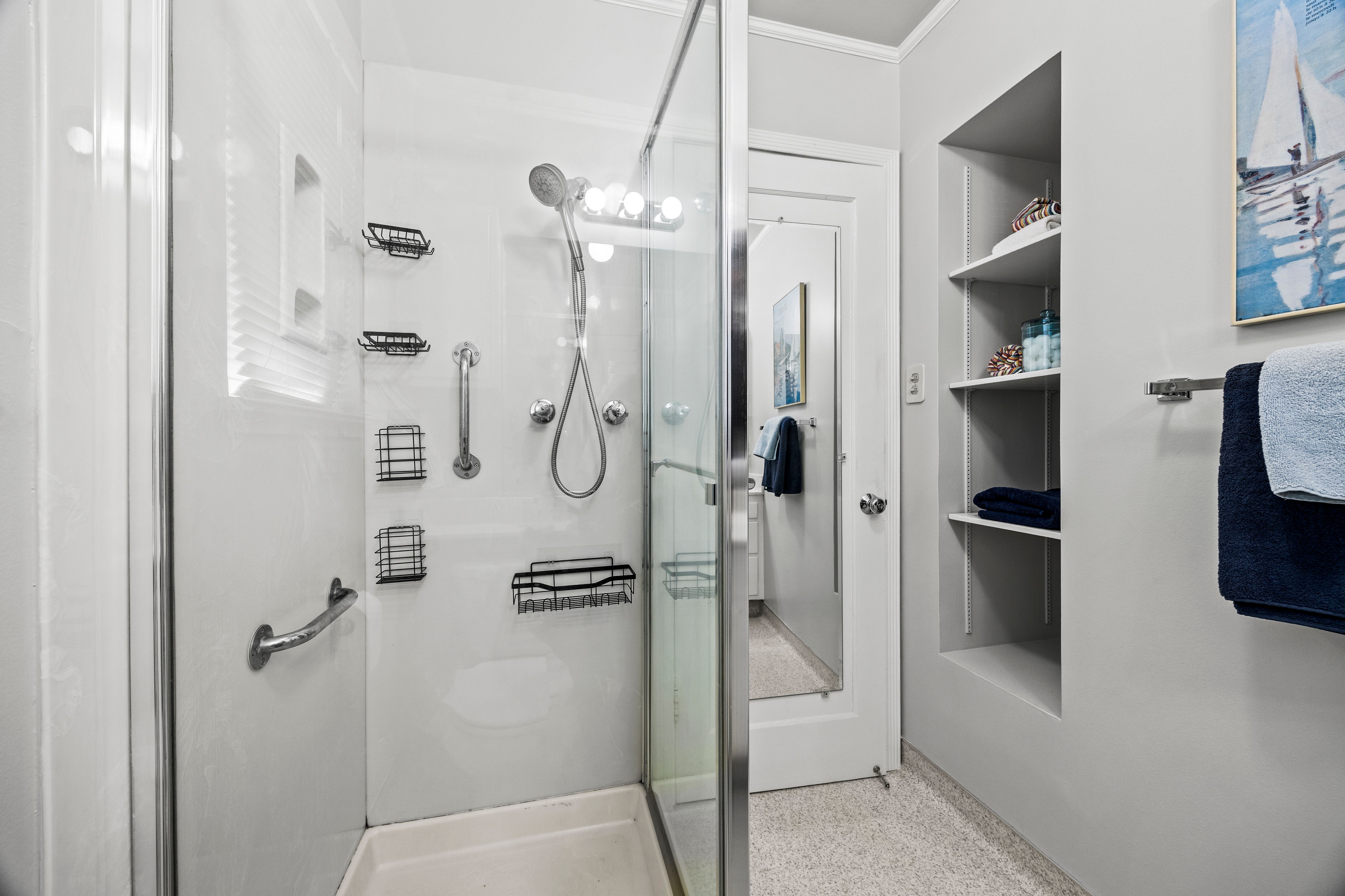  Single Story Rancher in Desirable San Mateo Village - 物件實景