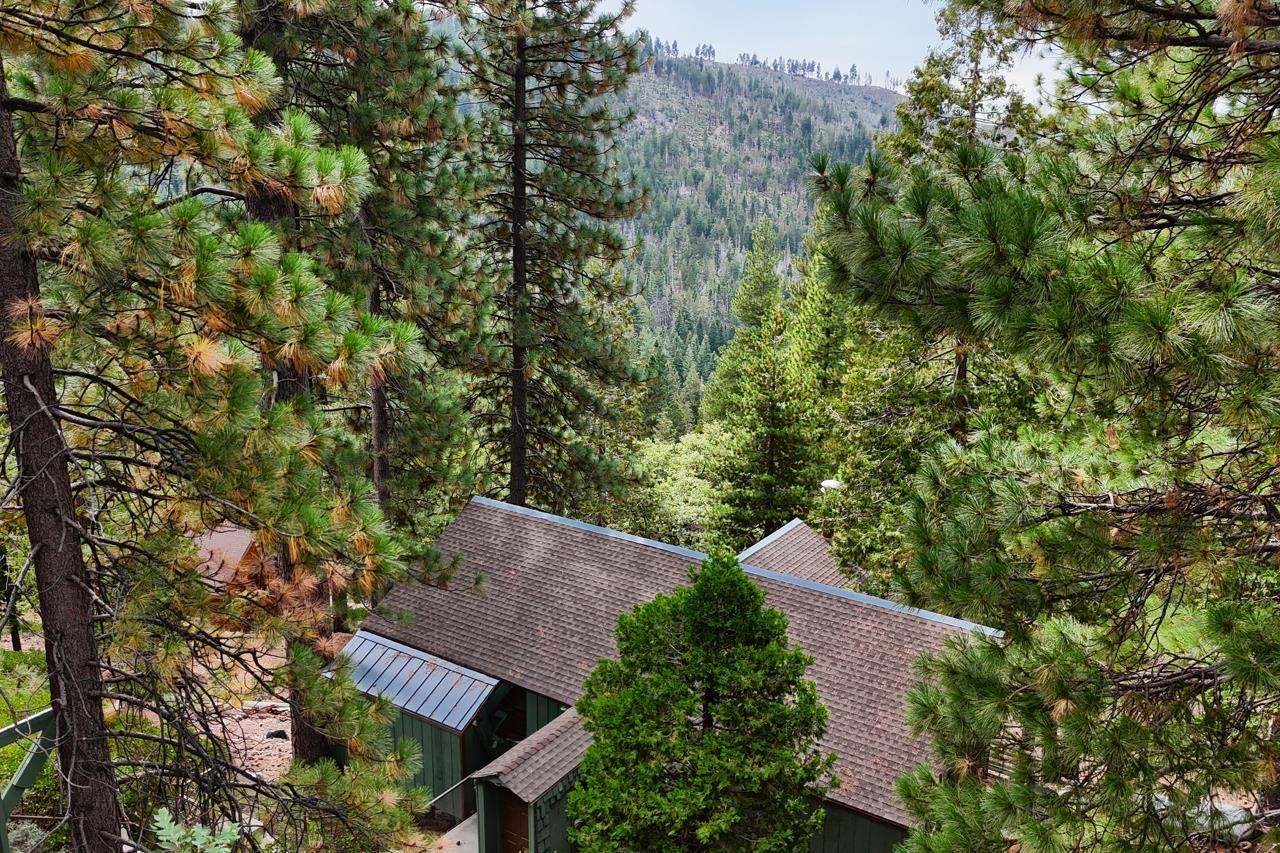 Yosemite West, California, 95389, United States, 2 Bedrooms Bedrooms, ,2 BathroomsBathrooms,Residential,For Sale,1977211