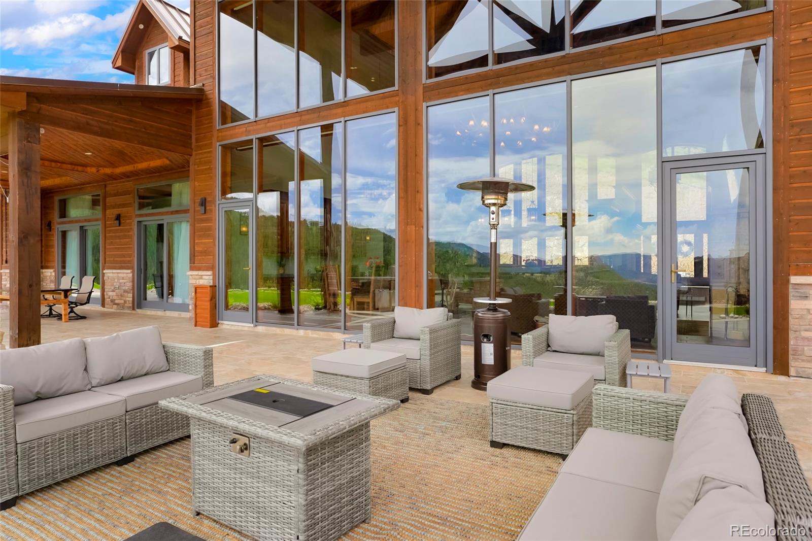 Estes Park, Colorado, 80517, United States, 6 Bedrooms Bedrooms, ,4 BathroomsBathrooms,Residential,For Sale,1948070