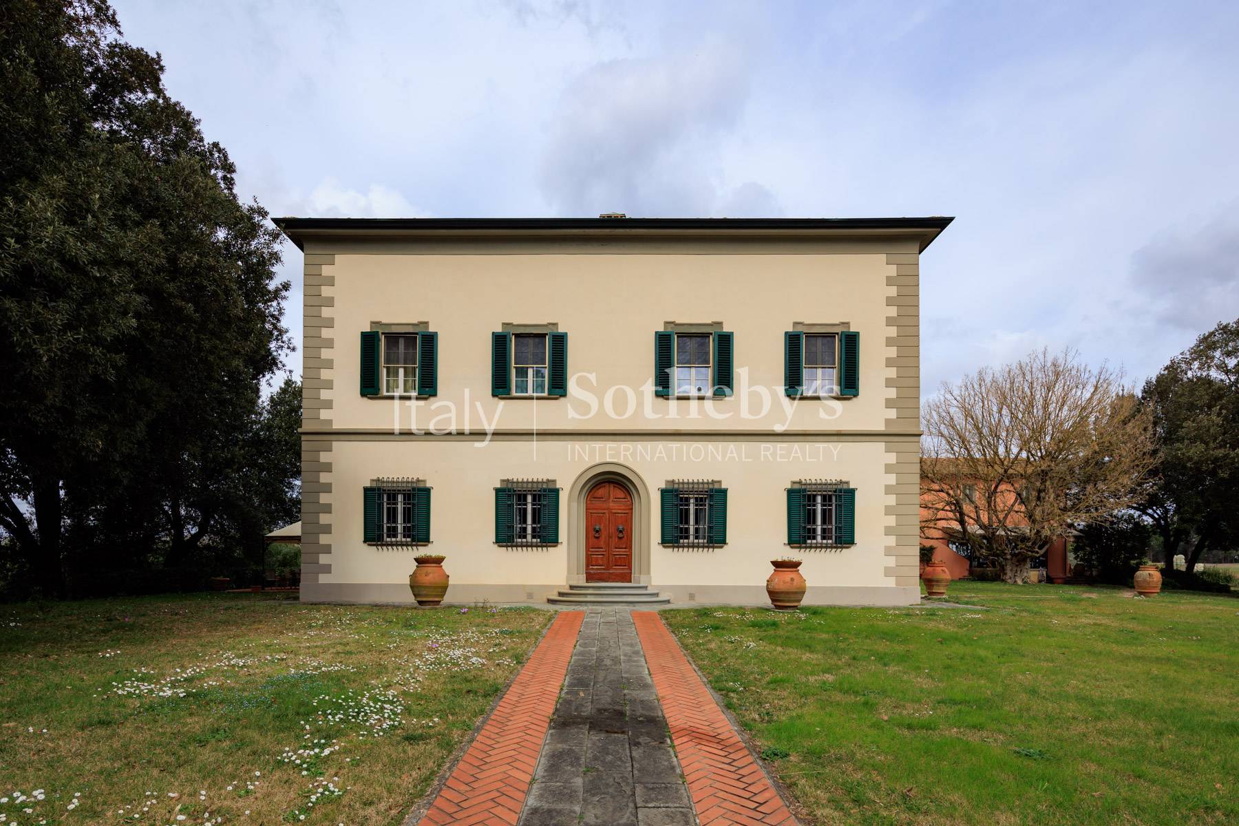  Villa with dépendance and vineyard in Tuscany - 物件實景