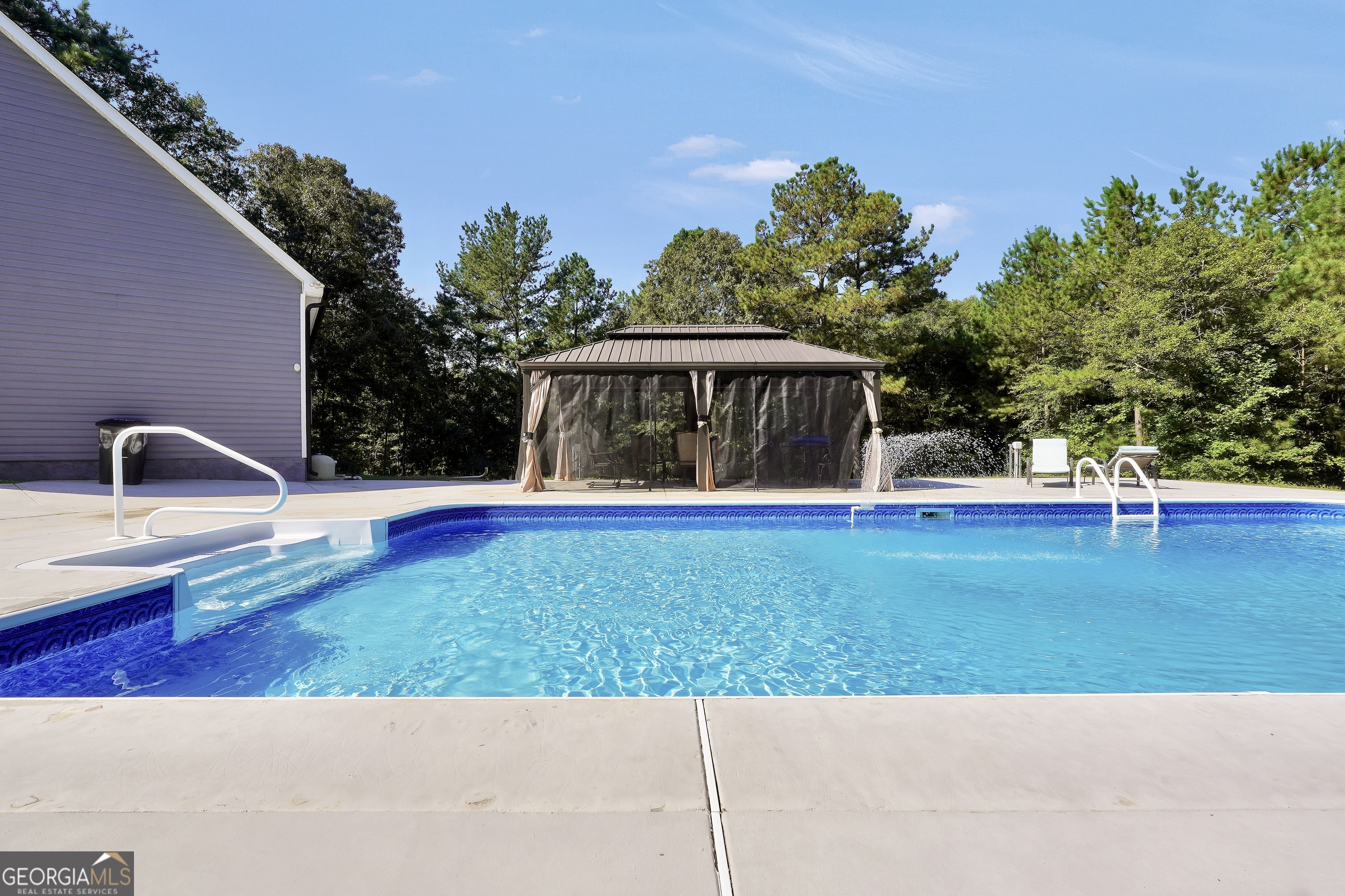 Locust Grove, Georgia, 30248, United States, 3 Bedrooms Bedrooms, ,3 BathroomsBathrooms,Residential,For Sale,1947869