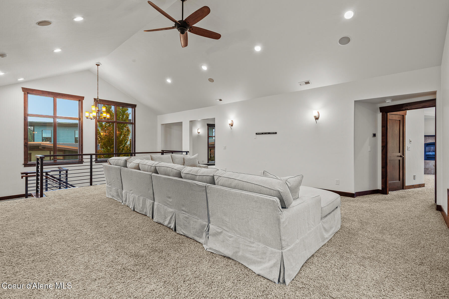 Coeur d'Alene, Idaho, 83814, United States, 4 Bedrooms Bedrooms, ,4 BathroomsBathrooms,Residential,For Sale,1978612