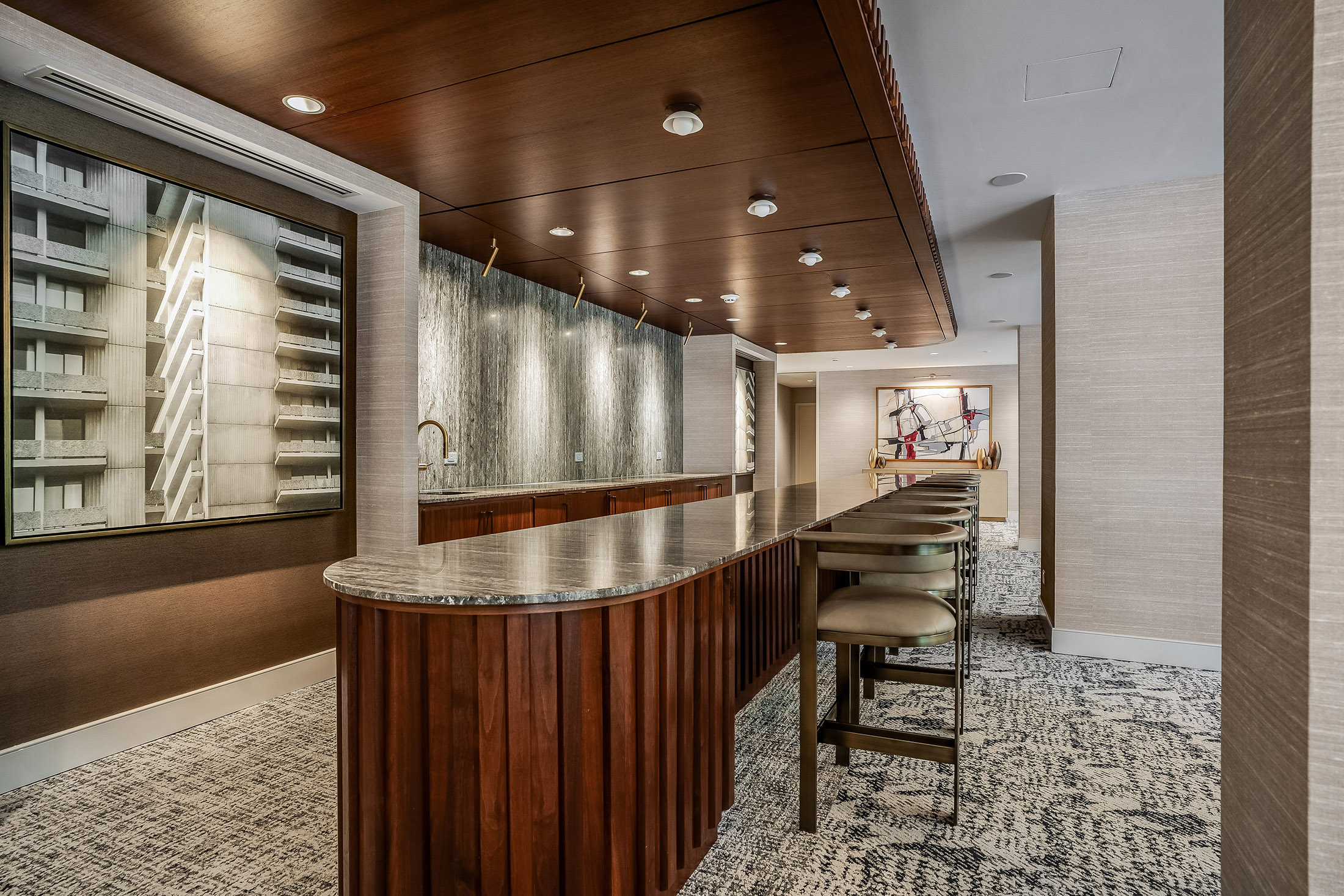  Easy Living at Plaza Towers - 物件實景