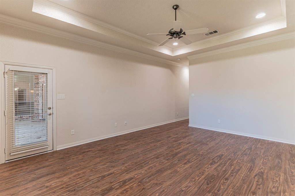 North Richland Hills, Texas, 76182, United States, 4 Bedrooms Bedrooms, ,4 BathroomsBathrooms,Residential,For Sale,2013980