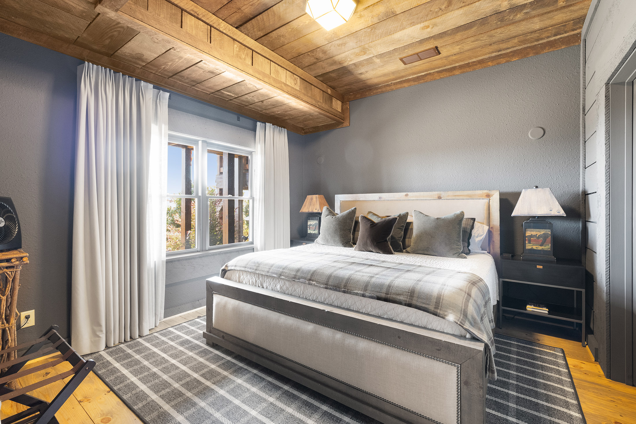  Mineral Bluff Retreat Offers Resort-caliber Outdoor Living and Sweeping Views - 物件實景