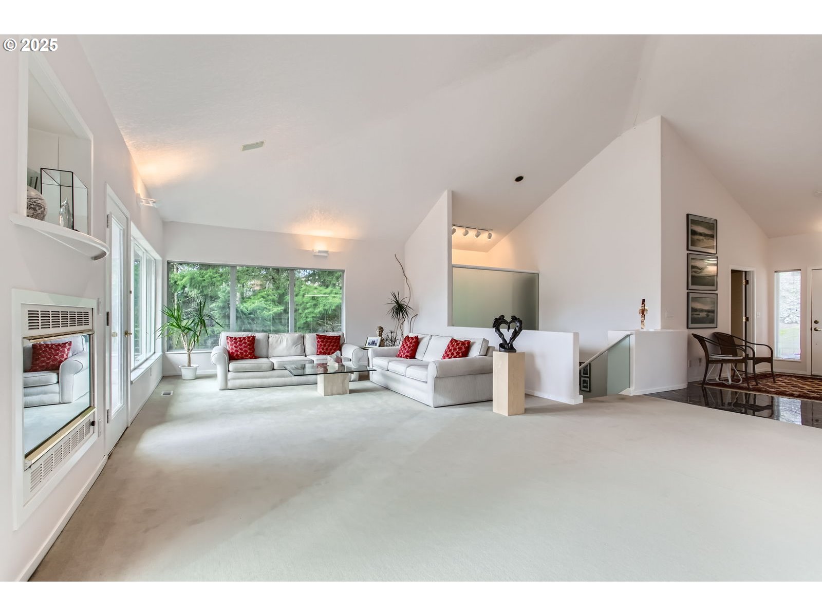 Portland, Oregon, 97229, United States, 3 Bedrooms Bedrooms, ,4 BathroomsBathrooms,Residential,For Sale,1982517