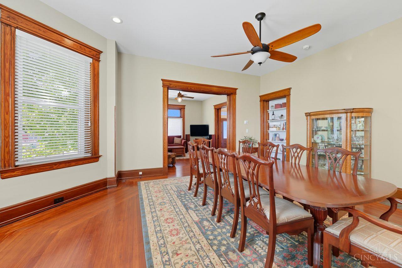 Norwood, Ohio, 45212, United States, 5 Bedrooms Bedrooms, ,5 BathroomsBathrooms,Residential,For Sale,1948609