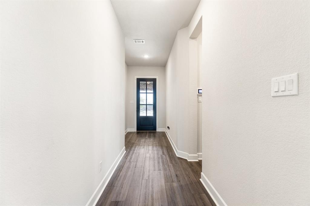 Mansfield, Texas, 76063, United States, 3 Bedrooms Bedrooms, ,2 BathroomsBathrooms,Residential,For Sale,1883184