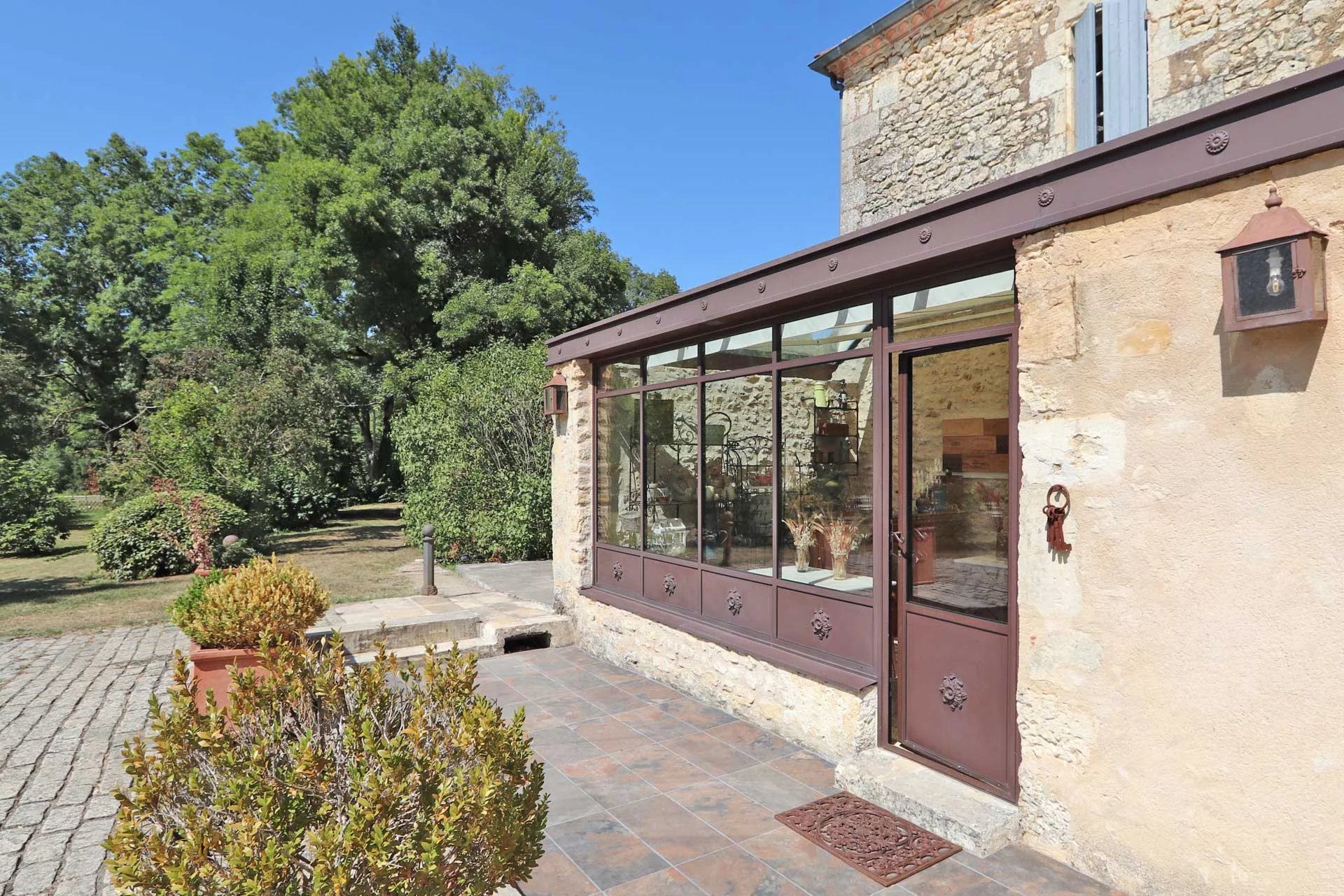 Bergerac, New Aquitaine, 24100, FR, 7 Bedrooms Bedrooms, ,4 BathroomsBathrooms,Residential,For Sale,1995798