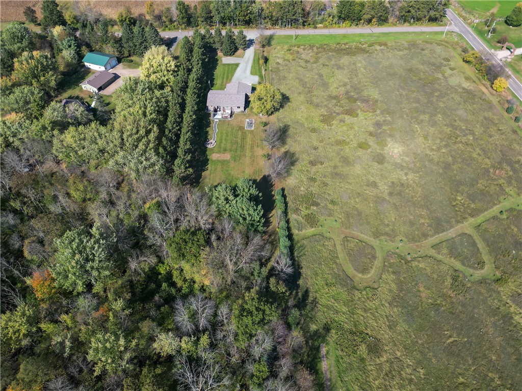 Cadott, Wisconsin, 54727, United States, 4 Bedrooms Bedrooms, ,2 BathroomsBathrooms,Residential,For Sale,1961468