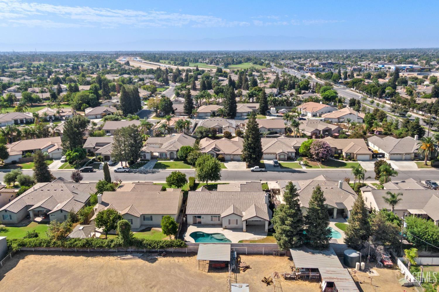Bakersfield, California, 93312, United States, 4 Bedrooms Bedrooms, ,3 BathroomsBathrooms,Residential,For Sale,1933042