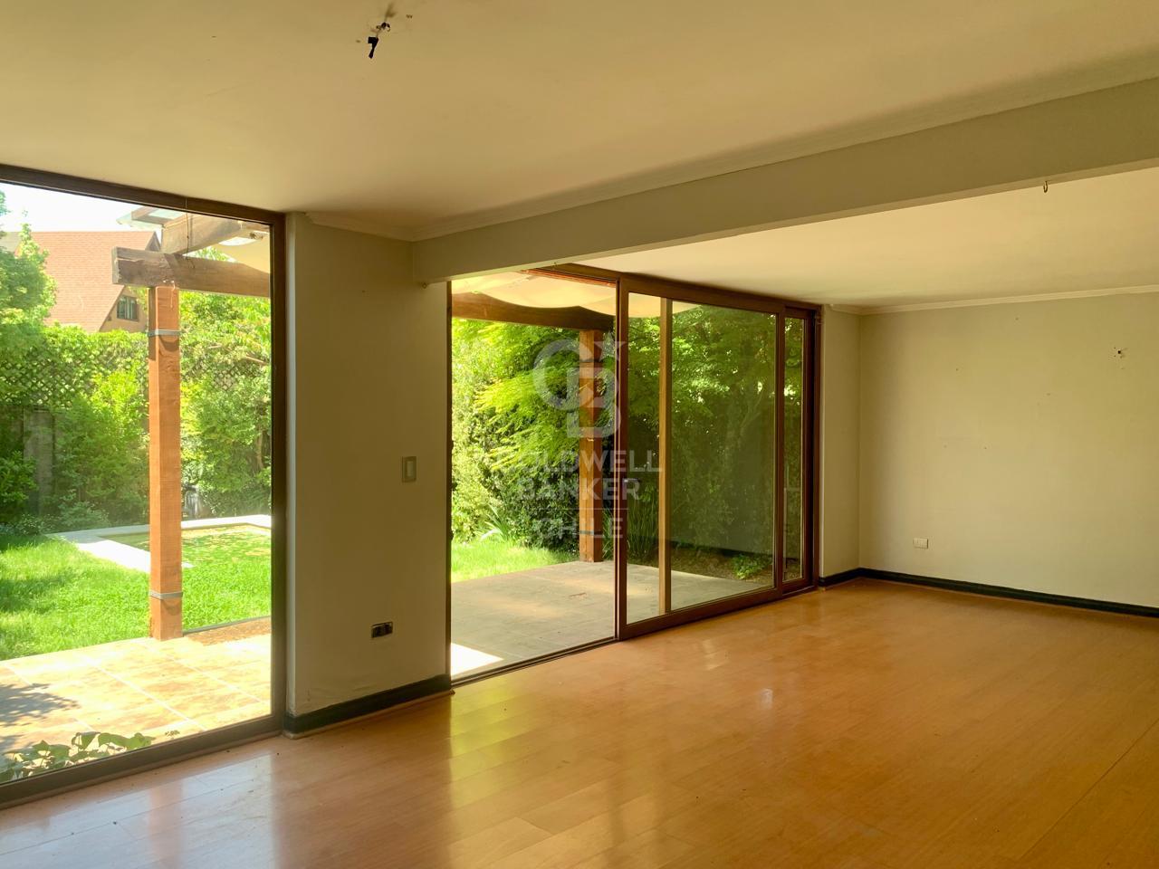 Lo Barnechea, Chile, 5 Bedrooms Bedrooms, ,4 BathroomsBathrooms,Residential,For Sale,1991012
