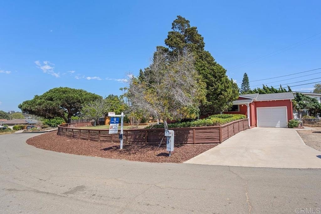 Bonita, California, 91902, United States, ,Residential,For Sale,1941001