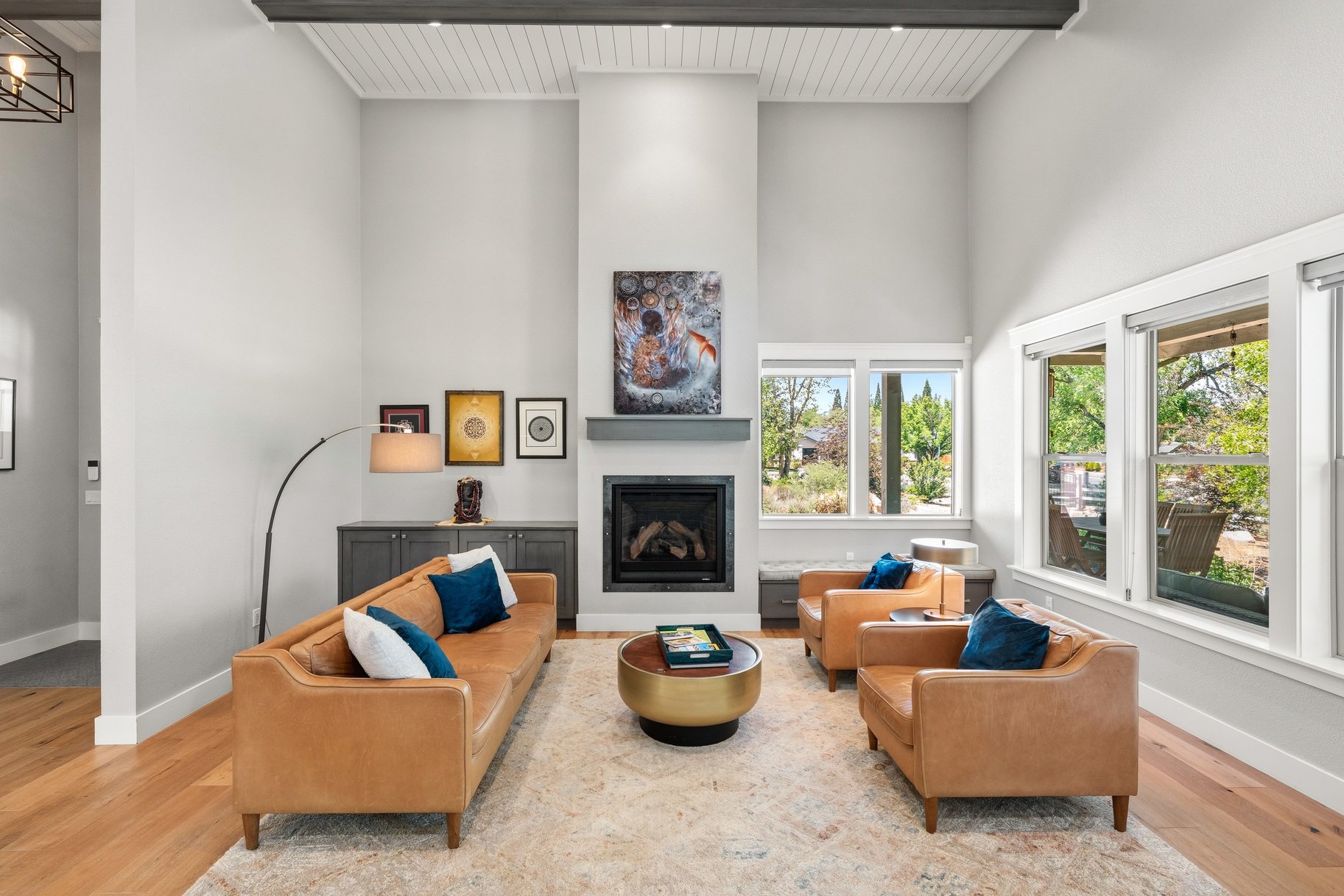  Refined living on one of Reno