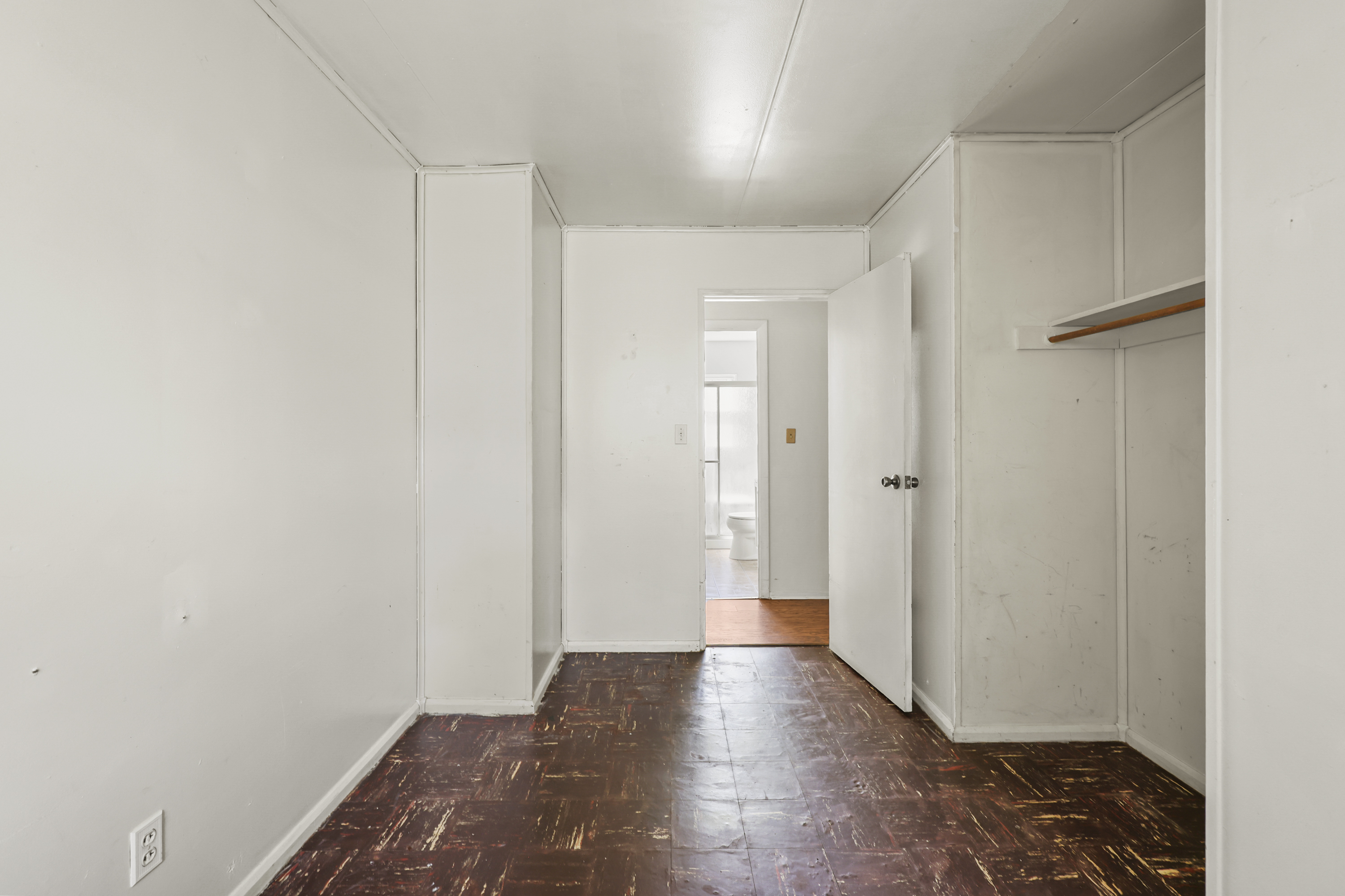  Sweet & Petite Inviting One-Level Easy Care Home - 物件實景