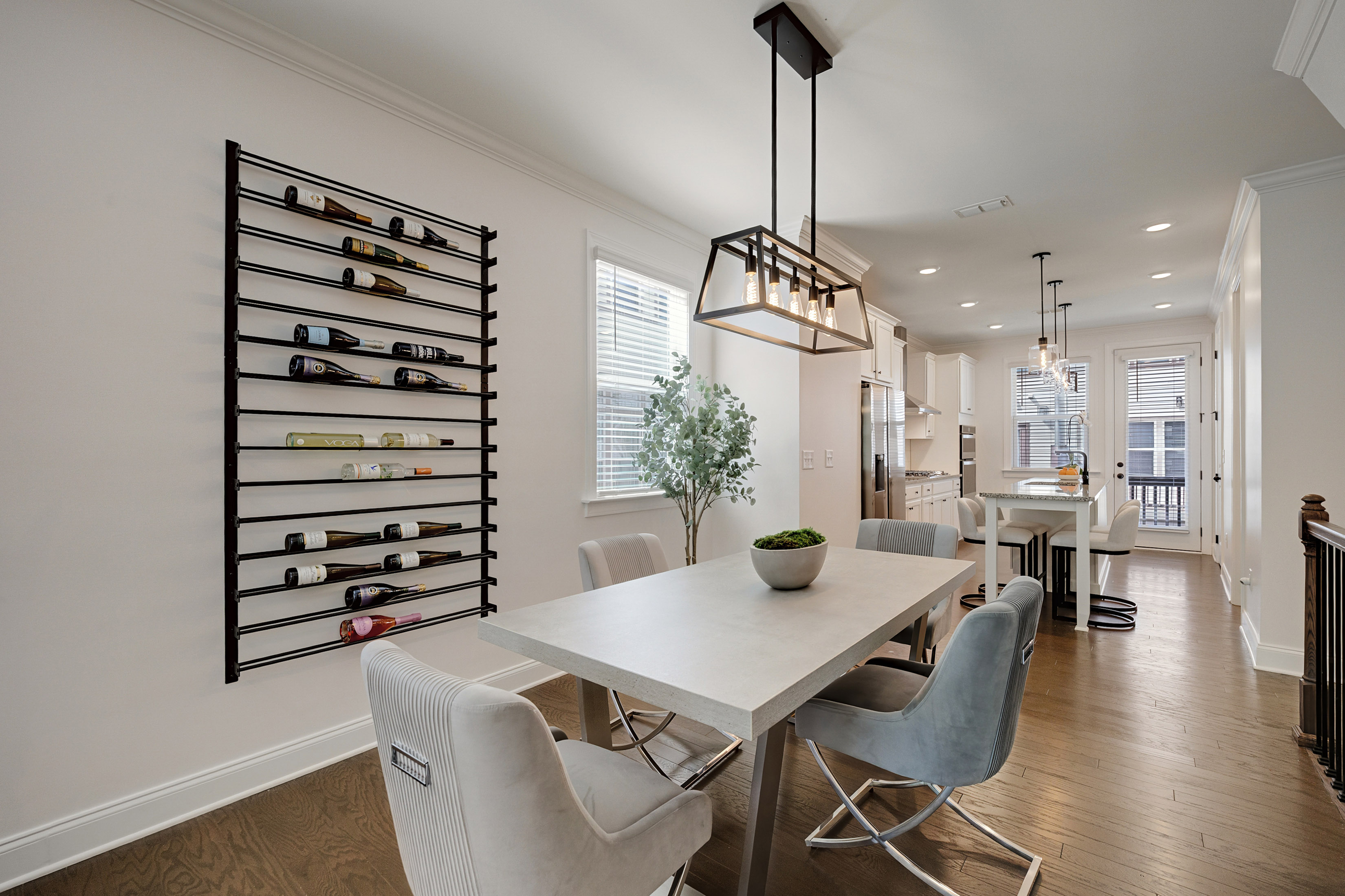  Beautifully Upgraded End Unit Townhome in the Heart of Vinings - 物件實景