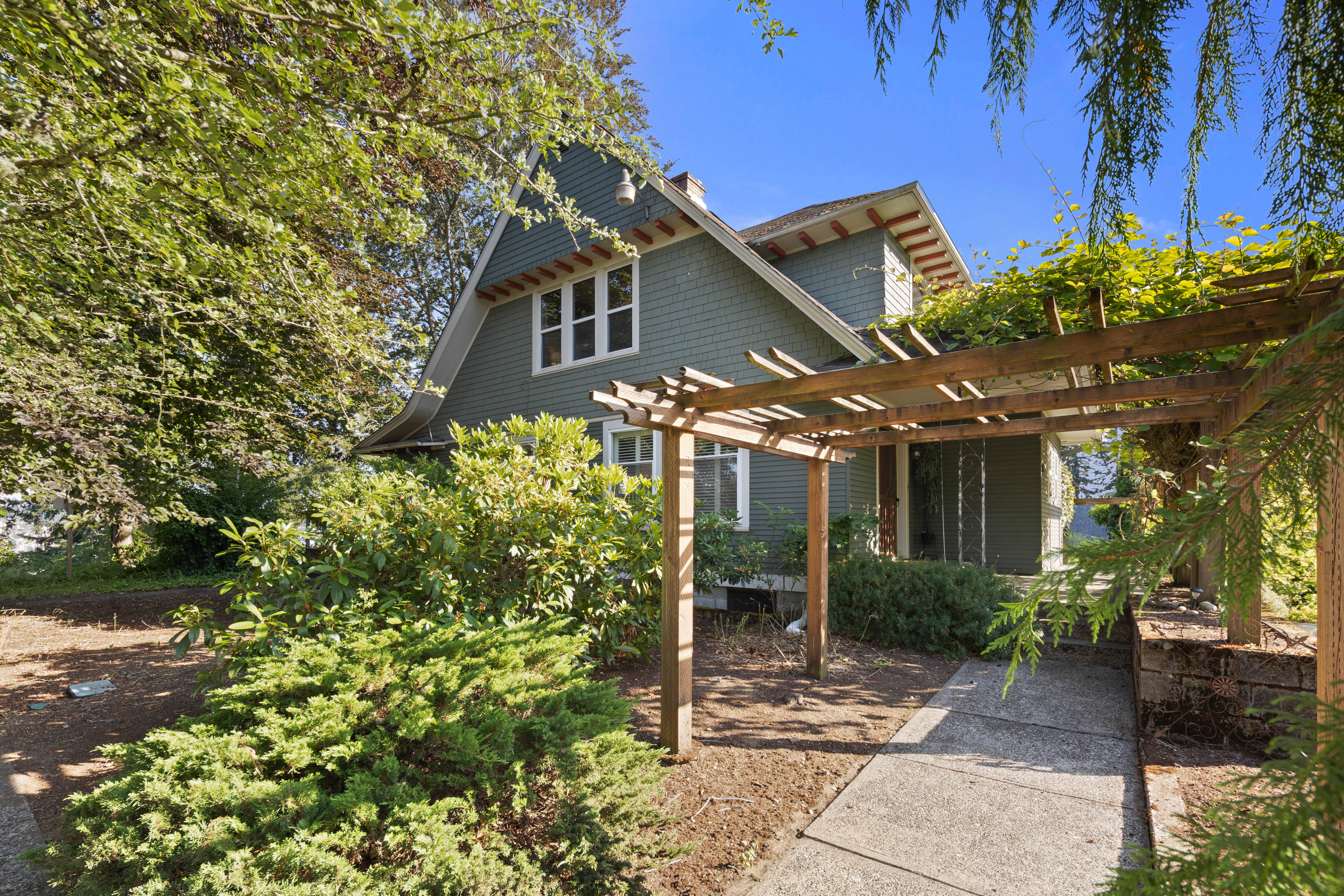  732 S. Summit Ave, Bremerton, WA 98312 - 物件實景