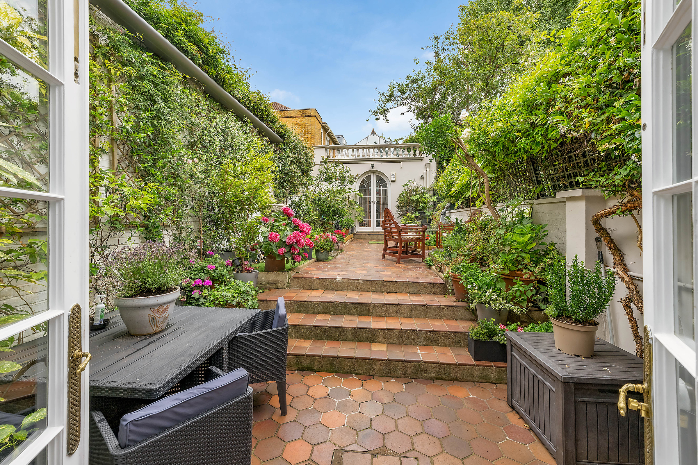  A Six-Bedroom House with Garden, Summer House and Roof Terrace on Cheyne Walk - 物件實景
