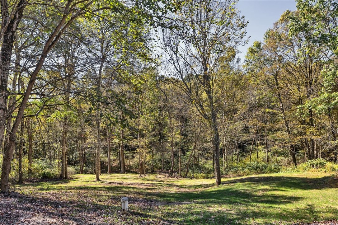 Green Twp, Pennsylvania, 15001, United States, 4 Bedrooms Bedrooms, ,4 BathroomsBathrooms,Residential,For Sale,1960549