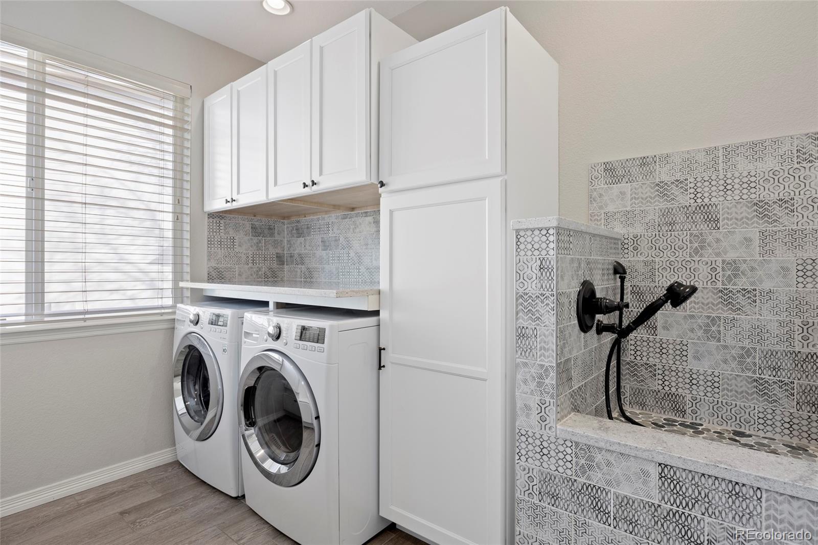 Castle Pines, Colorado, 80108, United States, 5 Bedrooms Bedrooms, ,4 BathroomsBathrooms,Residential,For Sale,2002261