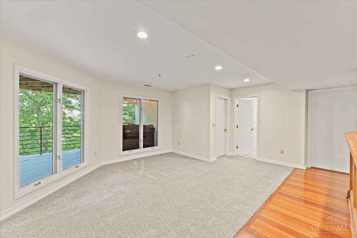 Cincinnati, Ohio, 45226, United States, 4 Bedrooms Bedrooms, ,4 BathroomsBathrooms,Residential,For Sale,1912021