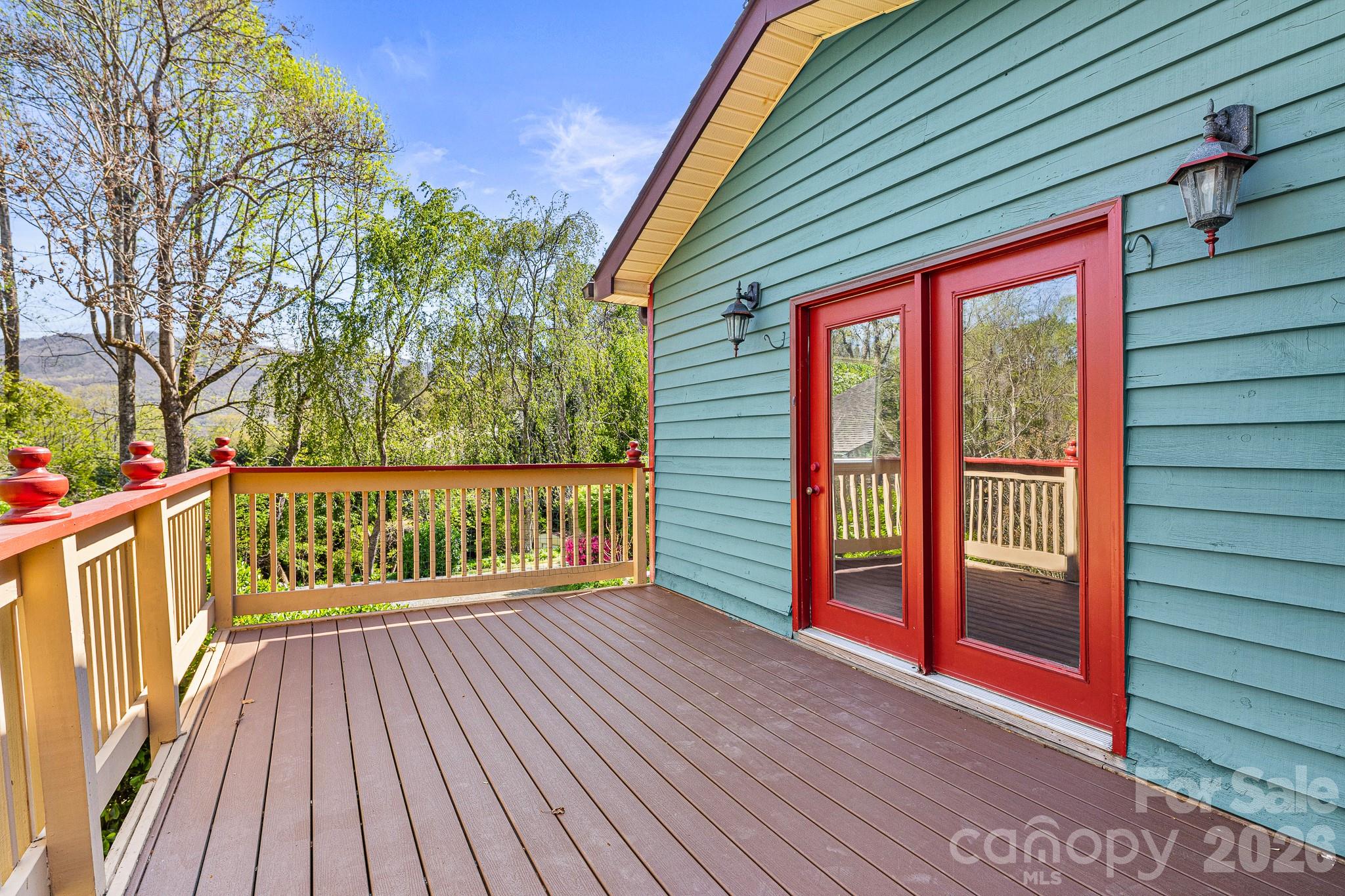 Black Mountain, North Carolina, 28711, United States, 3 Bedrooms Bedrooms, ,3 BathroomsBathrooms,Residential,For Sale,2037381