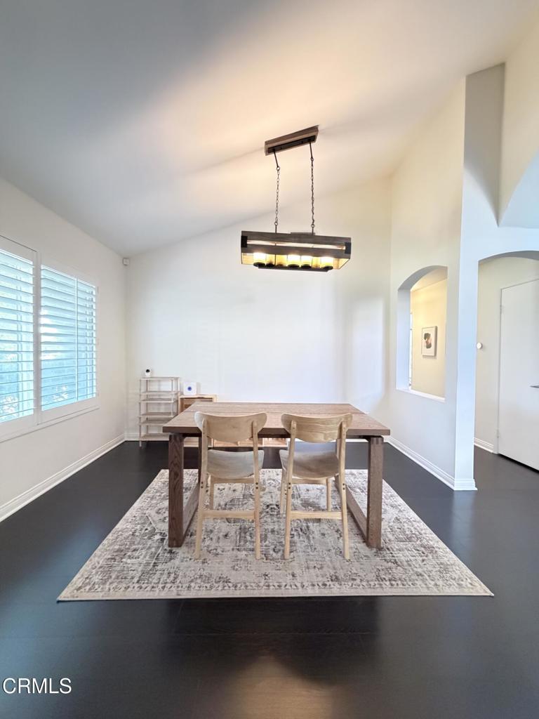 Winnetka, California, 91306, United States, 2 Bedrooms Bedrooms, ,2 BathroomsBathrooms,Residential,For Sale,1987594