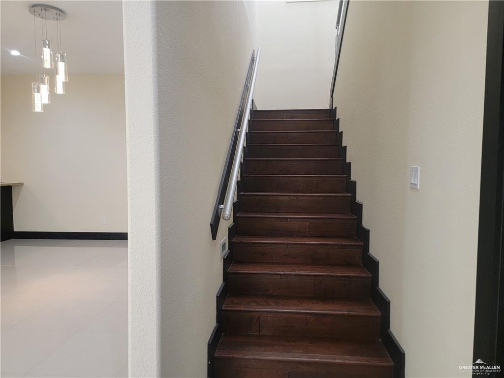 McAllen, Texas, 78503, United States, 5 Bedrooms Bedrooms, ,6 BathroomsBathrooms,Residential,For Sale,1708580