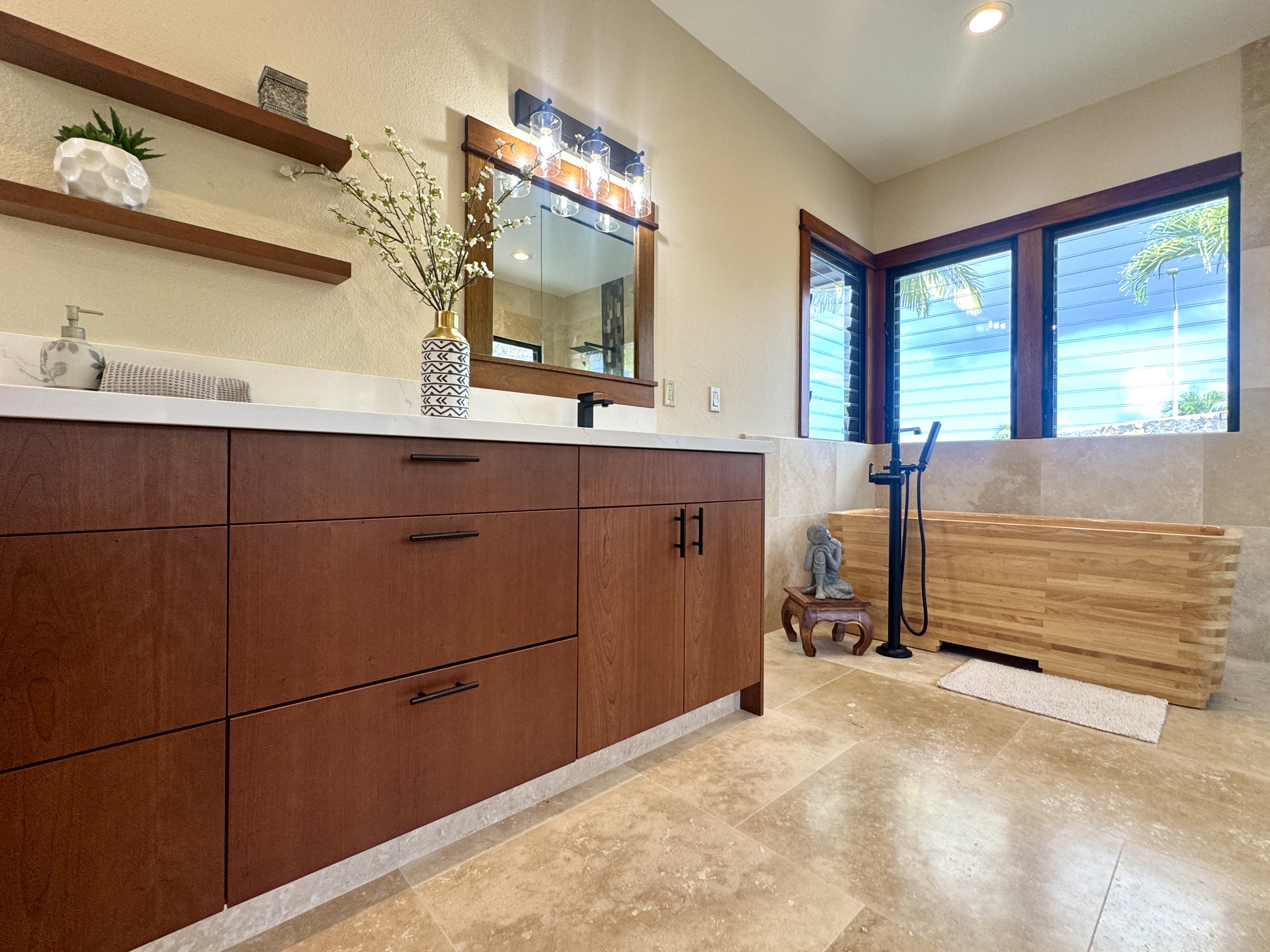 Kailua-Kona, Hawaii, 96740, United States, 4 Bedrooms Bedrooms, ,5 BathroomsBathrooms,Residential,For Sale,2000601