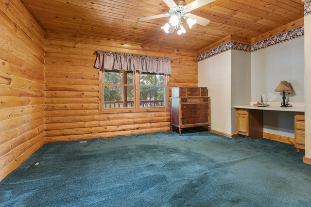 McHenry, Illinois, 60051, United States, 5 Bedrooms Bedrooms, ,3 BathroomsBathrooms,Residential,For Sale,1975629