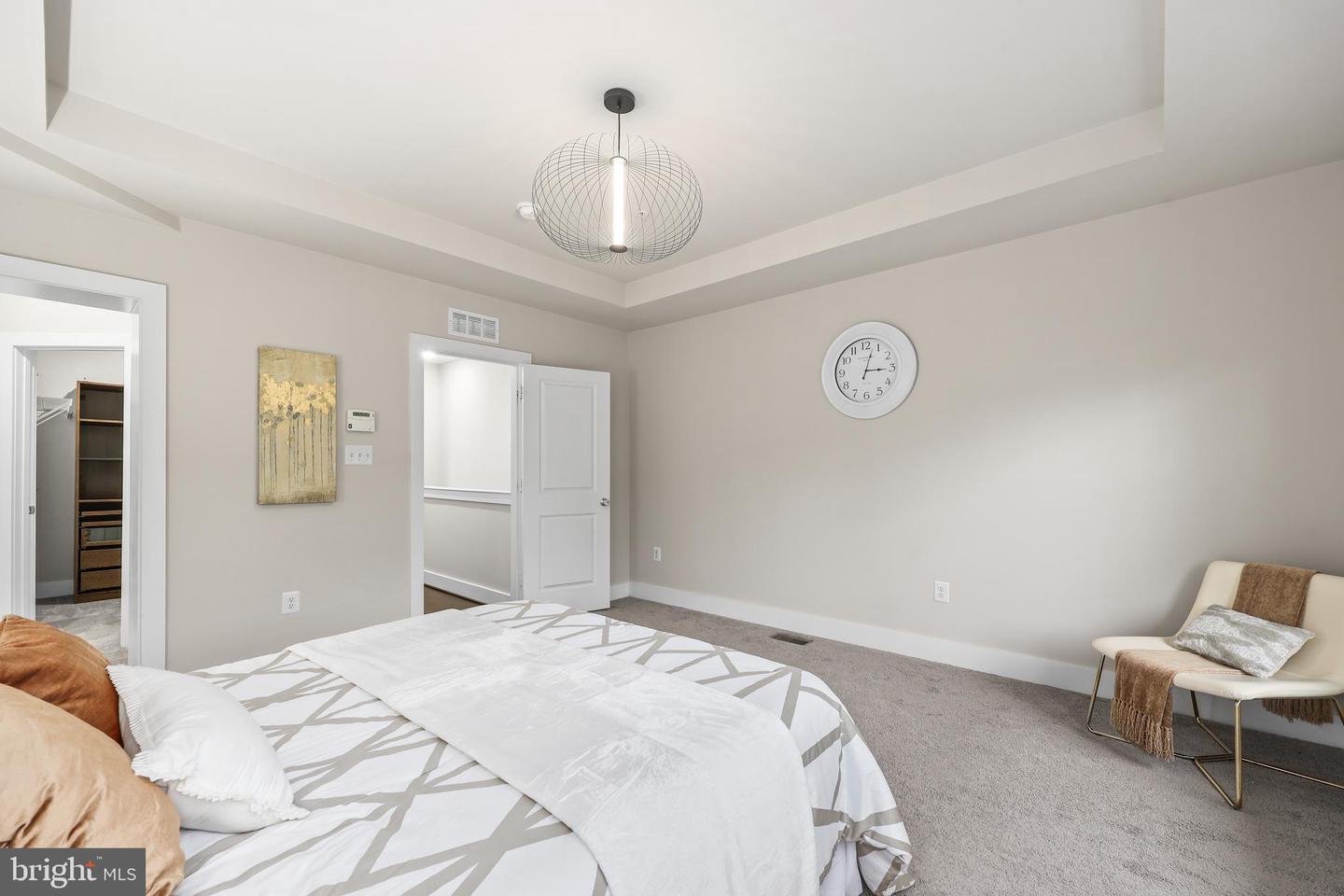 Arlington, Virginia, 22204, United States, 3 Bedrooms Bedrooms, ,4 BathroomsBathrooms,Residential,For Sale,1827823