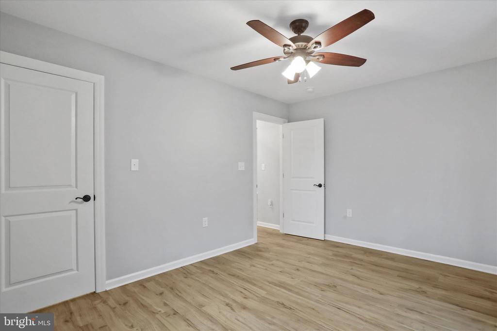 Front Royal, Virginia, 22630, United States, 3 Bedrooms Bedrooms, ,3 BathroomsBathrooms,Residential,For Sale,1996809