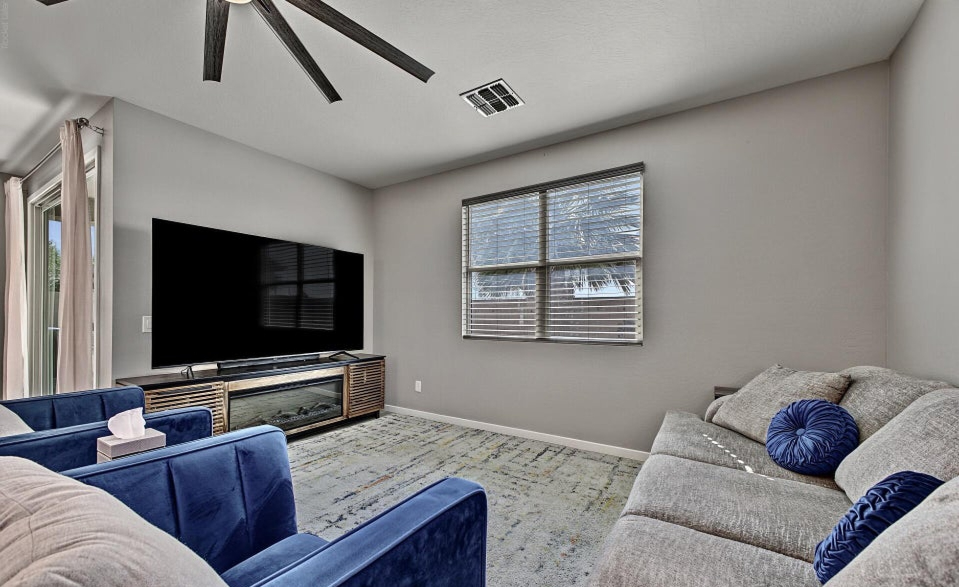  36304 N Chayton Dr  San Tan Valley, AZ - 物件實景