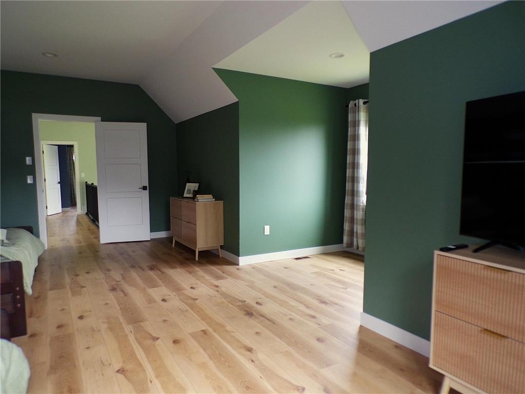 Alexandria, Minnesota, 56308, United States, 4 Bedrooms Bedrooms, ,2 BathroomsBathrooms,Residential,For Sale,2019044
