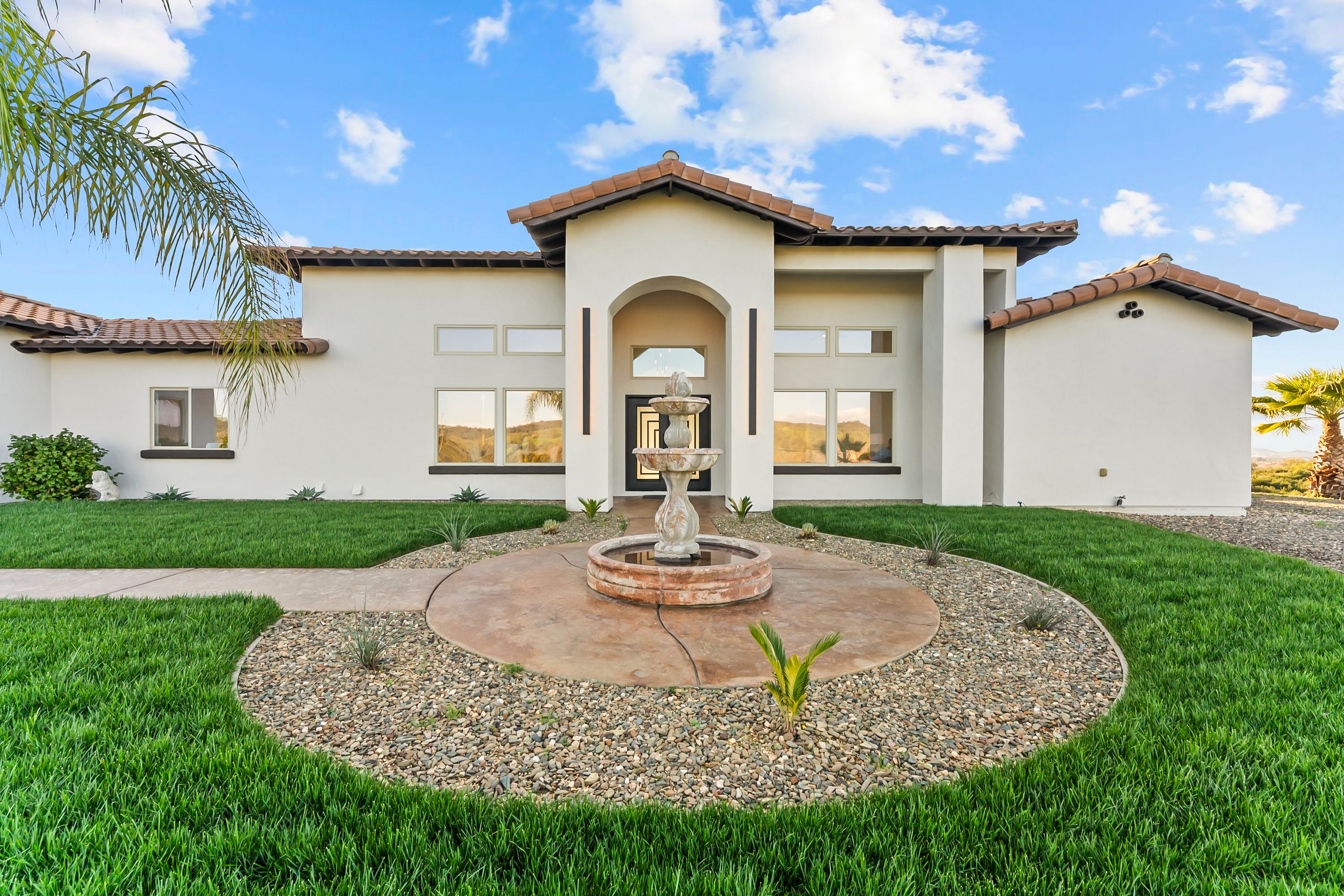  40 Acres - Big Views - Renovated Home - 物件實景