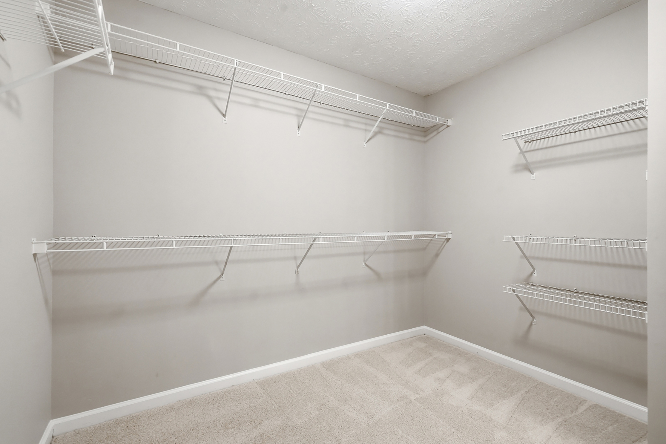  Private Cul-de-Sac Retreat in a Prime Alpharetta Swim Community - 物件實景