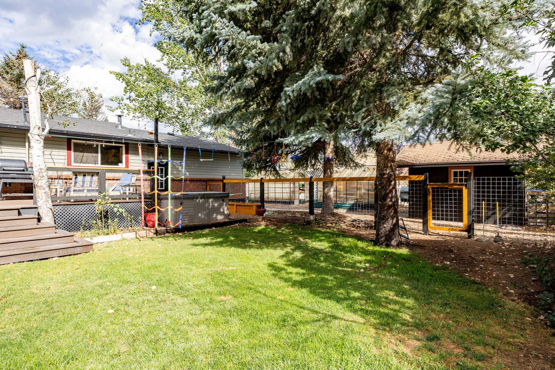  Charming Single Level Garden Home with Mountain Views - 物件實景