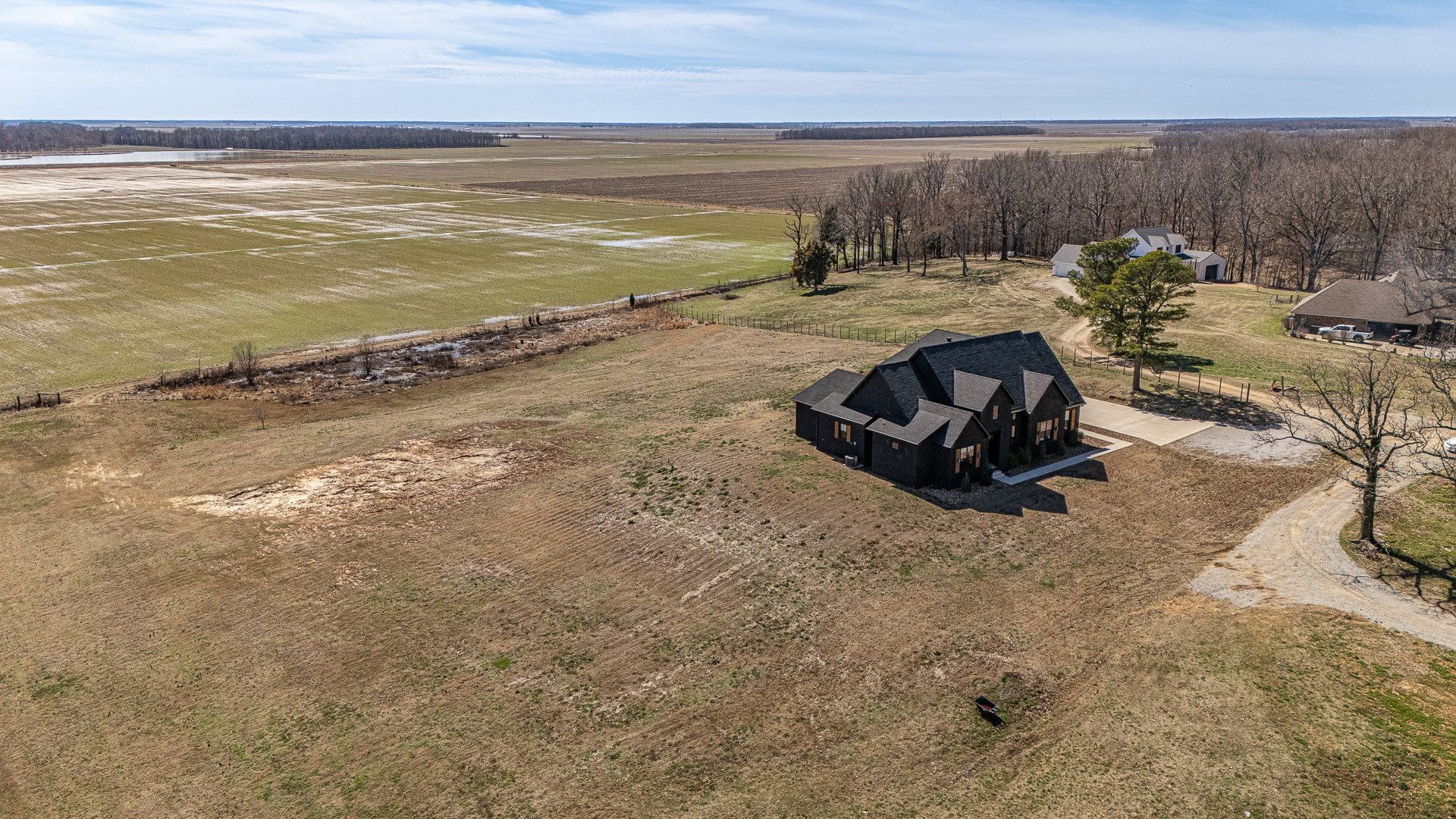 Jonesboro, Arkansas, 72404, United States, 4 Bedrooms Bedrooms, ,4 BathroomsBathrooms,Residential,For Sale,1744124