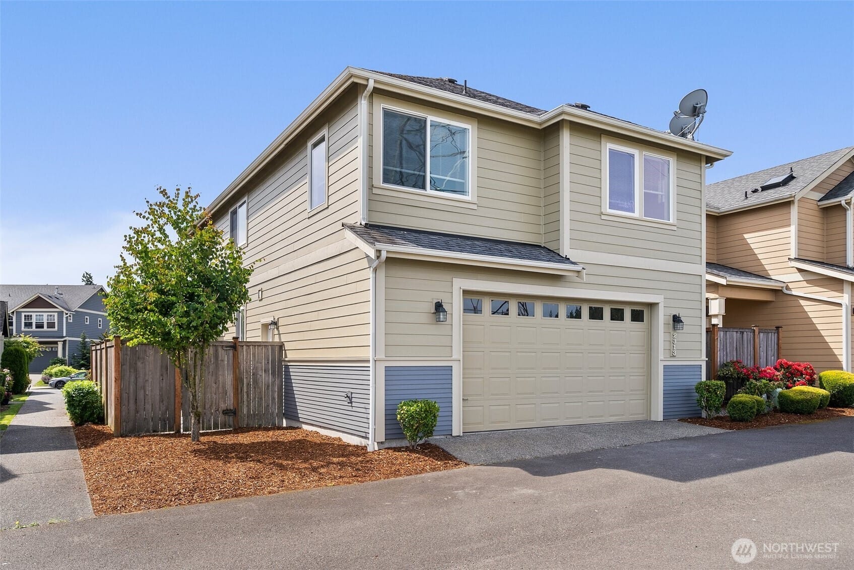 Puyallup, Washington, 98374, United States, 3 Bedrooms Bedrooms, ,3 BathroomsBathrooms,Residential,For Sale,1849998