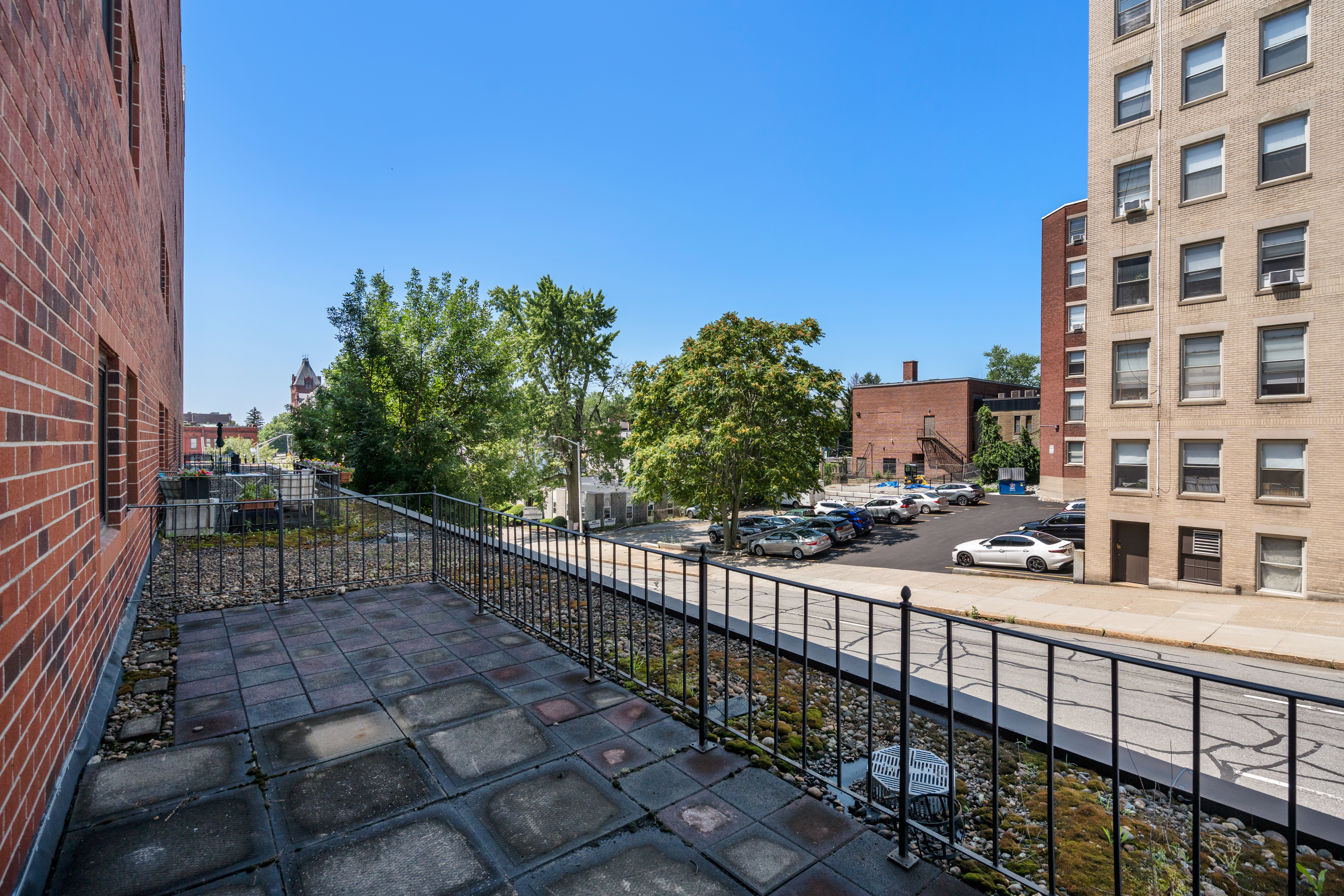  44 Elm, Unit 102, Worcester, MA, 01690 - 物件實景